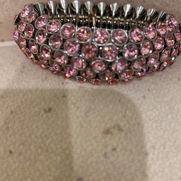 Pink sparkly stretch bracelet - Picture 2 of 4